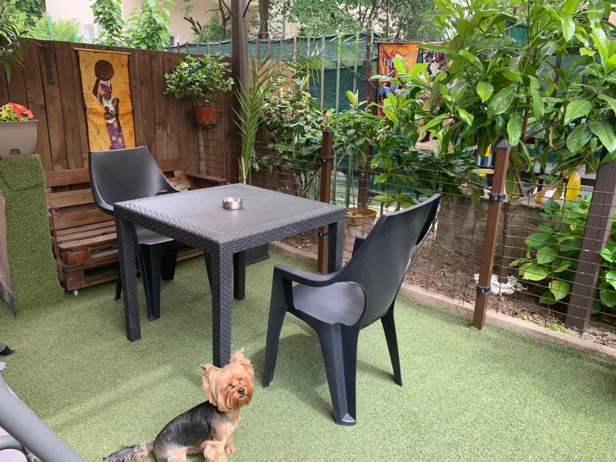 Garden Apartment *